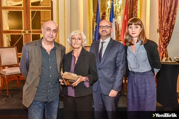 Institut français 2023 Çeviri Ödülü Siren İdemen’in oldu