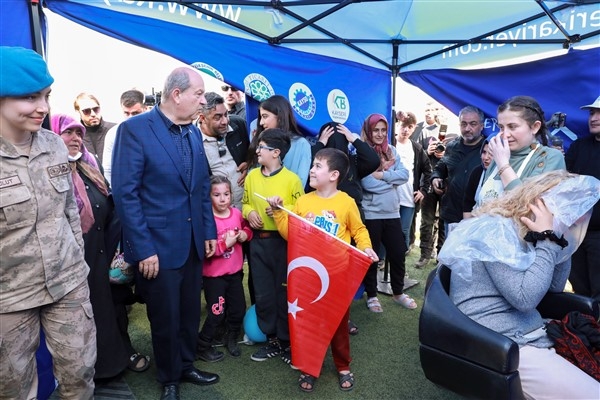 Kayseri Büyükşehir’in Kayseri Mahallesi etkinliği’ne Cumhurbaşkanı Tatar katıldı