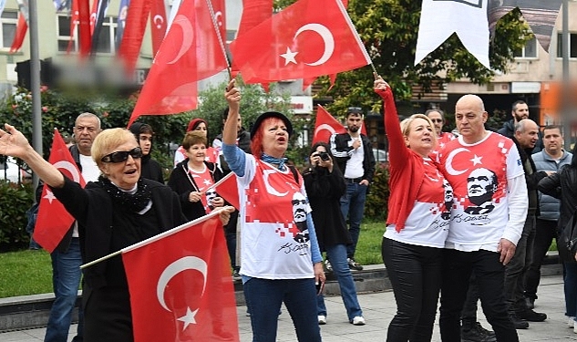 19 Mayıs, Bu Yıl da Kadıköy'de Coşkuyla ve Umutla Kutlandı
