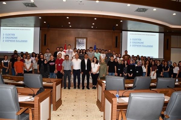 Bursa Büyükşehir Belediyesi stajyerleri, oryantasyon eğitiminde