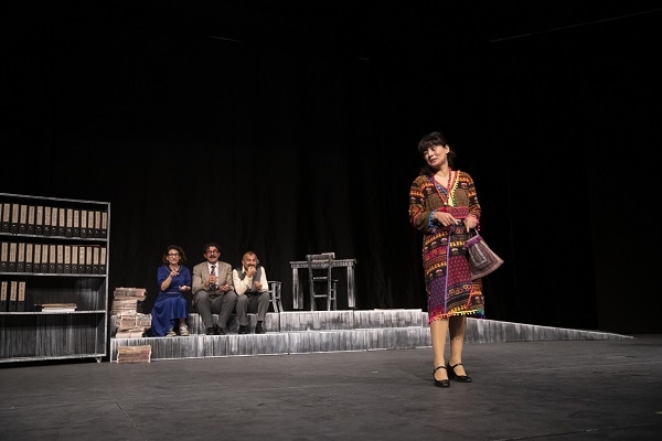 Mersin Şehir Tiyatrosu perdelerini açıyor