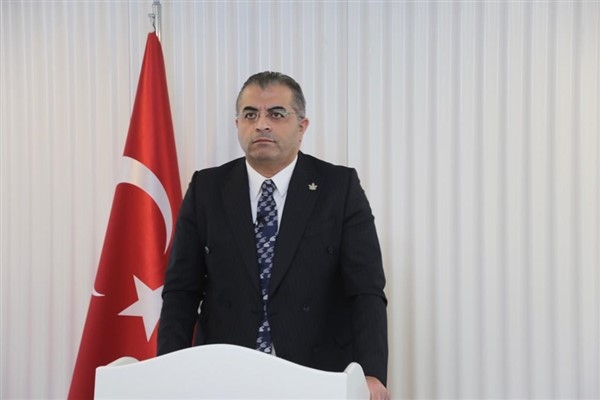 Gelecek Partisi Sözcüsü Özcan: ″Depremle sarsıldık, liyakatsizlikle yıkıldık″