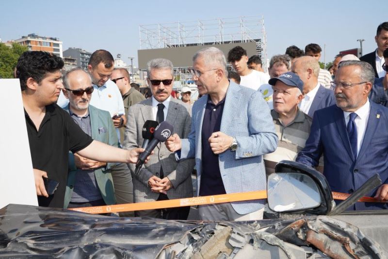 Üsküdar Meydanında 15 Temmuz Demokrasi Ve Milli Birlik Günü Sergisi Düzenlendi