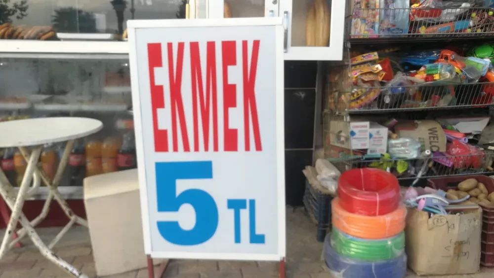 Anamurda Bir Fırın Ekmeği 5 TL Yaptı