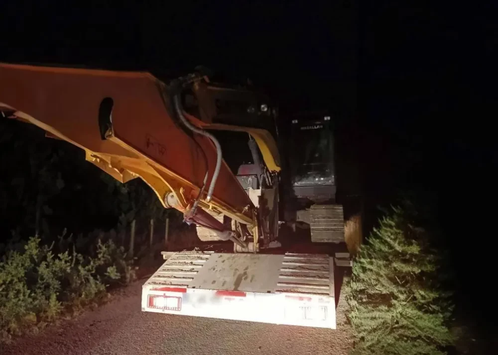 Jandarma Tarihi Eser Kaçakçılığında Kullanılan Ekskavatöre El Koydu