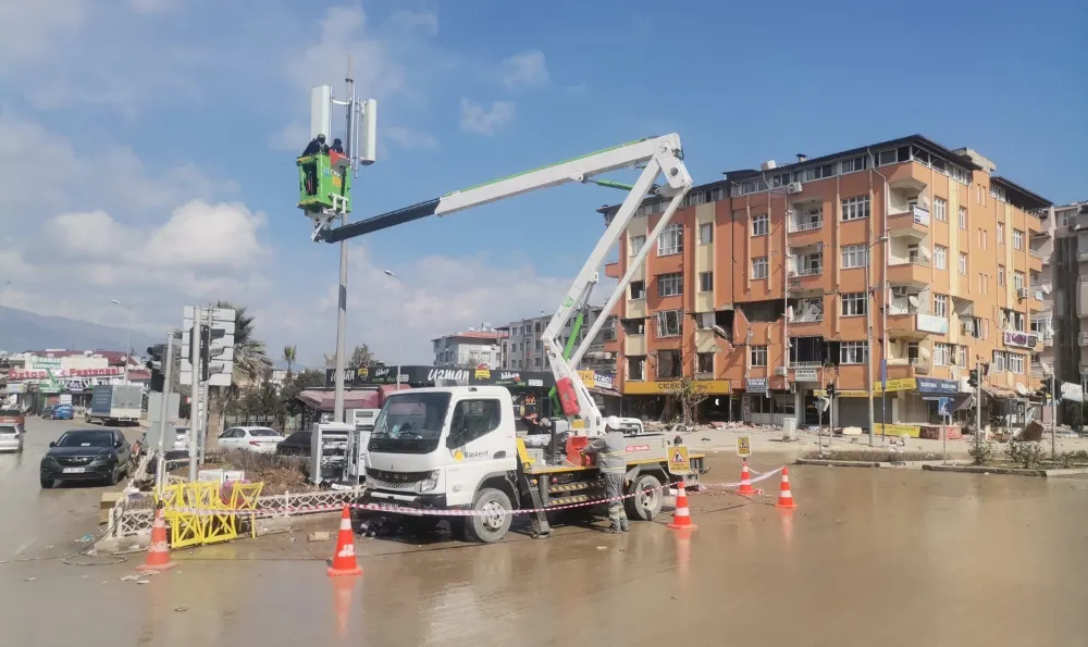 Toroslar EDAŞ’tan deprem bölgesinde asrın elektrik dağıtım operasyonu