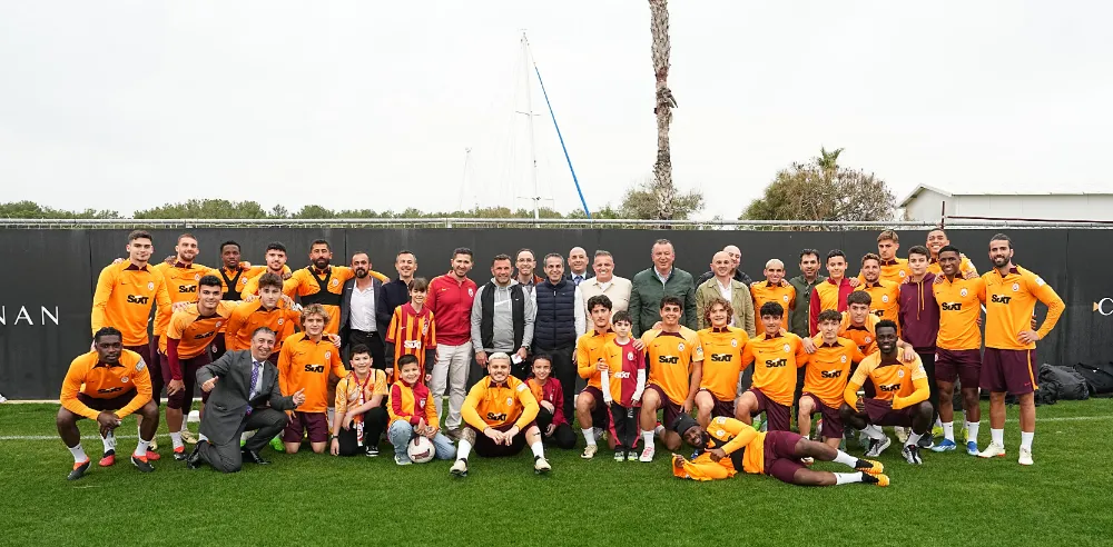 Otelcilerden Galatasaray Kampına Ziyaret!