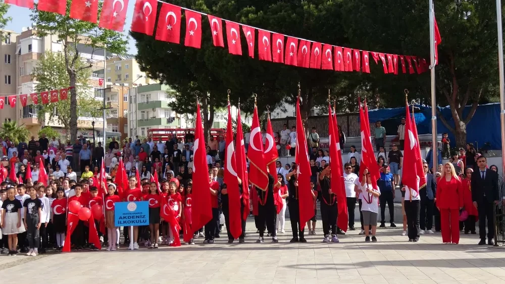 23 Nisan Anamur’da 104. Kez Coşku ile Kutlandı