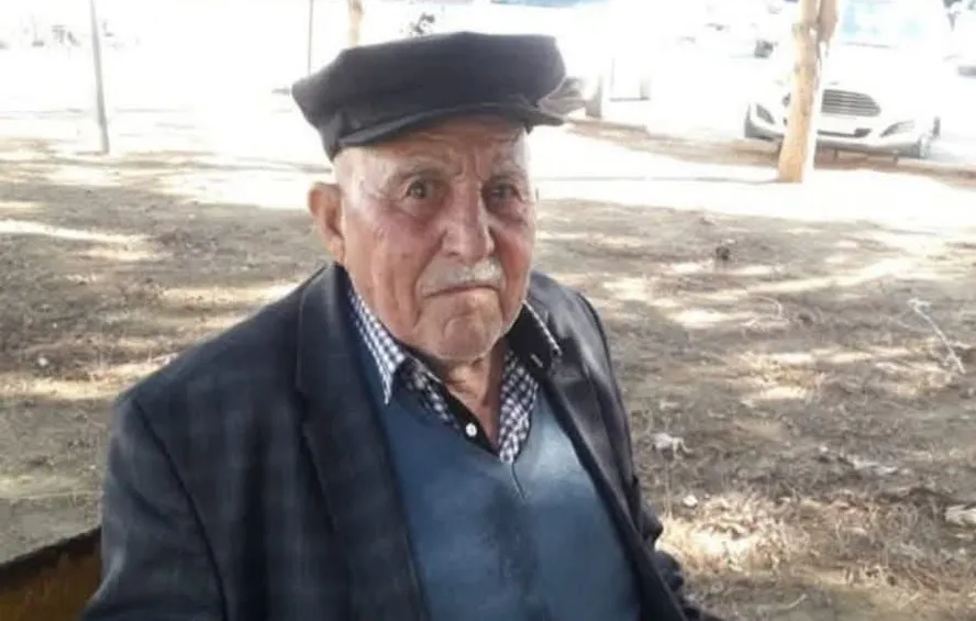 Dereköyü, Koca Çınarlarından Birini Daha Kaybetti