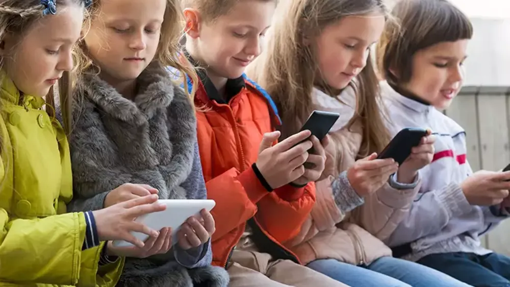 New Regulations on Mobile Phone Use in Schools in Hesse, Germany