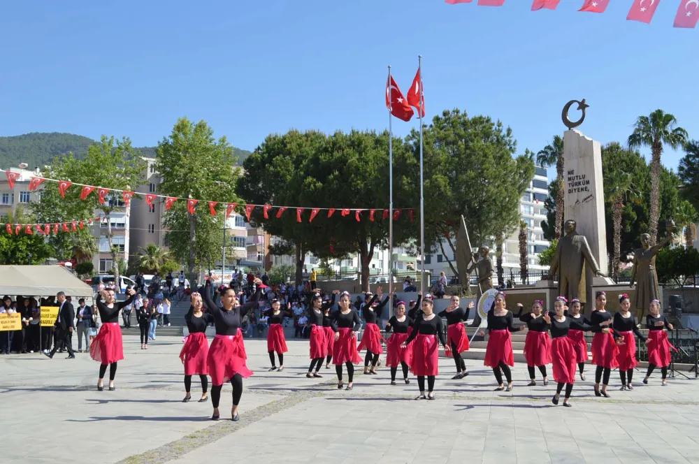 Anamurda 19 Mayıs Gençlik ve Spor Bayramı Kutlamaları Renkli Geçti