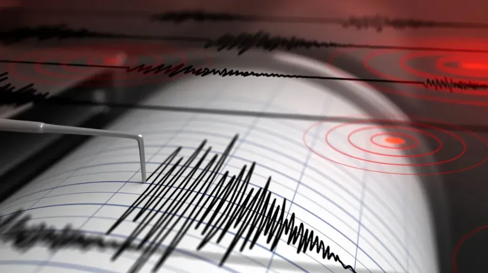 İzmir Foça Açıklarında 3.7 Büyüklüğünde Deprem! Uzmanlardan Artçı Uyarısı
