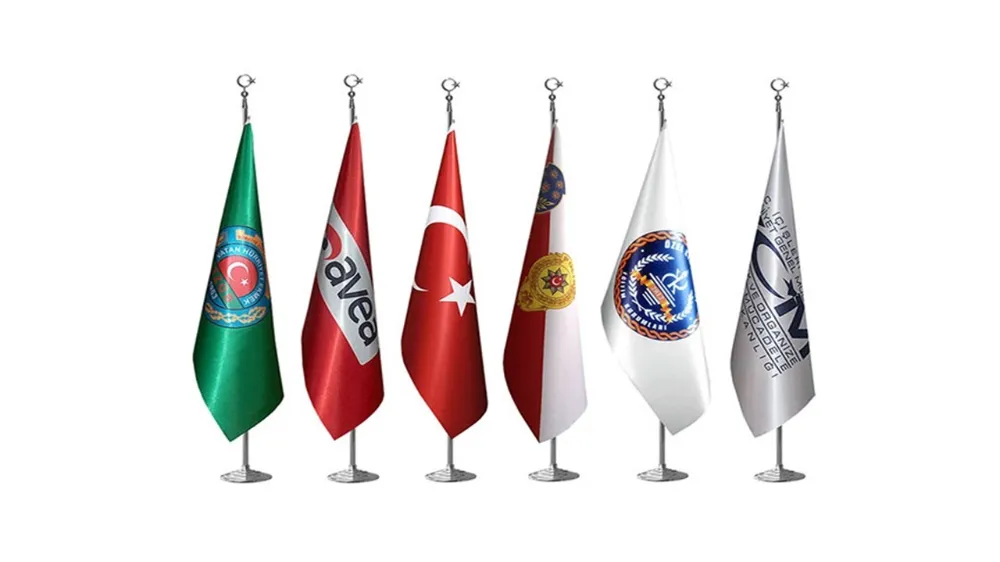 Masa Bayrağı ile Ofislerinize Prestij Kazandırın