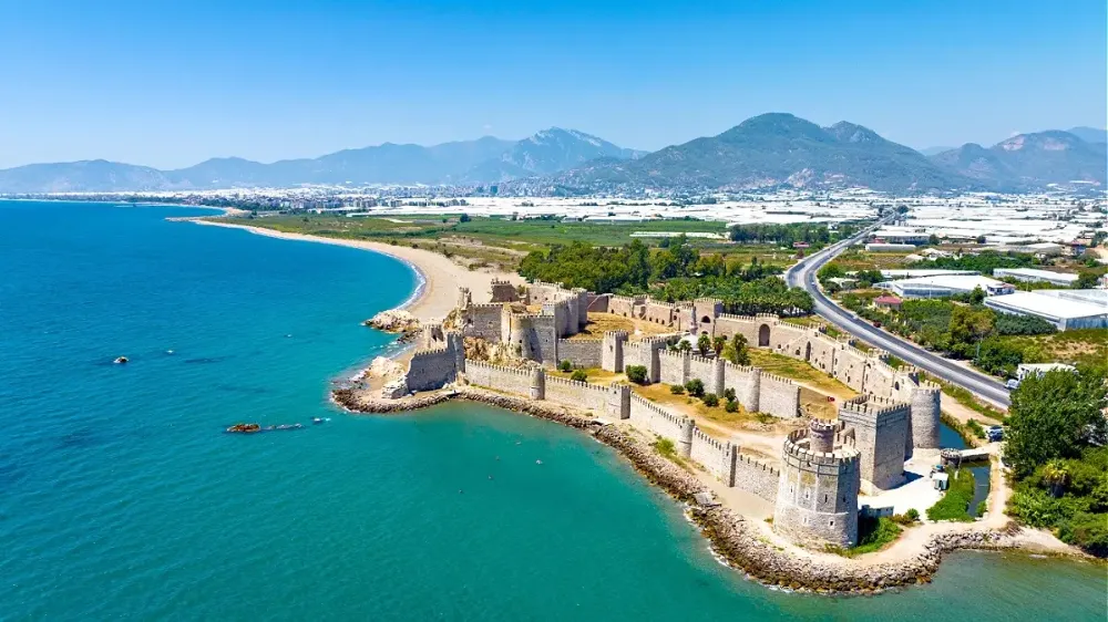 Türkiye’nin İncilerinden Mersin 13 İlçesiyle Yükseliyor