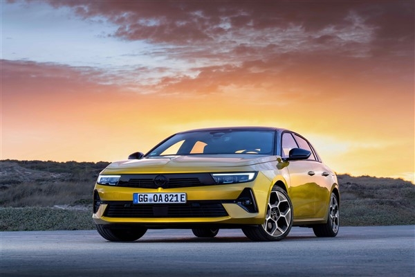Yeni Opel Astra “2022 Yılının En İyi Aile Otomobili” seçildi