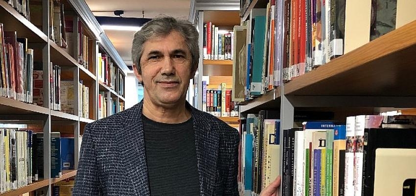 Prof. Dr. Süleyman İrvan: Daha demokratik bir medya yasası mümkün