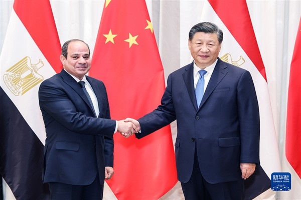 Xi: ″El ele vererek Çin-Mısır kader ortaklığı inşası hedefine ilerleyeceğiz″