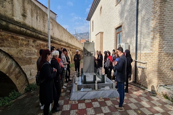 Sanat tarihi öğrencileri tarihi mekanları gezdi