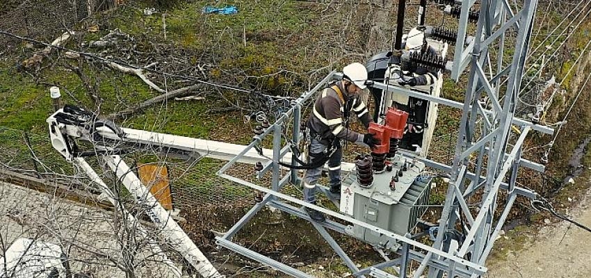 Başkent EDAŞ Bartın’da kış hazırlıklarını tüm gücüyle sürdürüyor