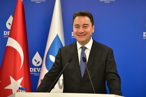 Babacan: “Umudumuz dipdiri”