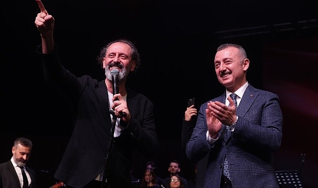 Hakk'ın ve hakikatin şairi Akif'e Büyükşehir'den unutulmaz gece