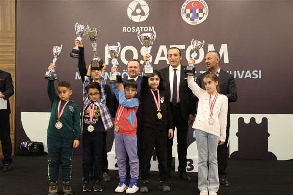 Rosatom Mersin Bölge Satranç Turnuvası’nda şampiyonlar belli oldu