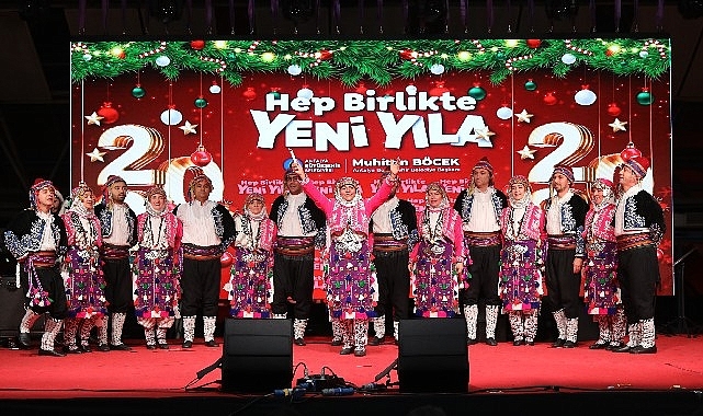 Yılbaşı Festivali'nde coşku sürüyor