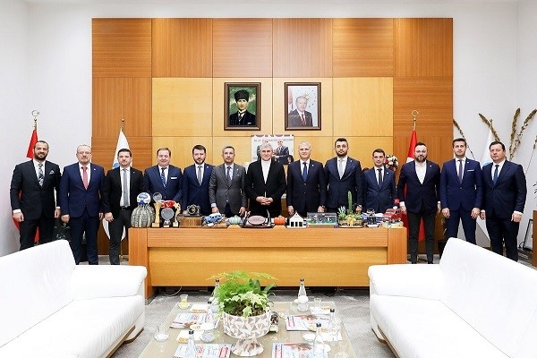 Başkan Yüce, SATSO heyetini ağırladı