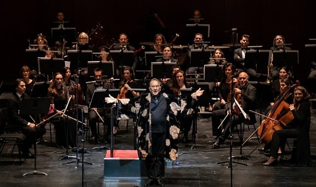 Ali Poyrazoğlu “Desiderata"da, İstanbul Devlet Opera ve Balesi Orkestrası'nı Yönetti…