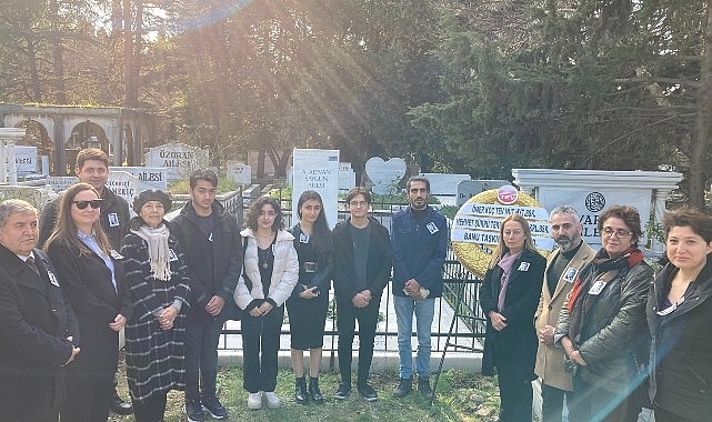 Türk Eğitim Vakfı Bağışçısı, Türk Sanat Müziği Bilimcisi Ahmet Adnan Saygun Mezarı Başında Anıldı