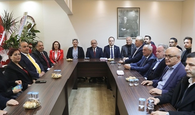 Başkan Çerçioğlu ve Belediye Başkanlarından CHP Aydın İl Başkanlığı'na Hayırlı Olsun Ziyareti