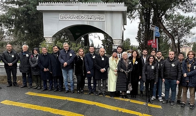 Türk Eğitim Vakfı, Türk Sanat Müziği'nin Usta İsmi, Bağışçısı Safiye Ayla'yı Kabri Başında Andı