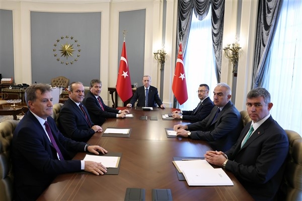 Cumhurbaşkanı Erdoğan, KKTC Başbakanı Üstel