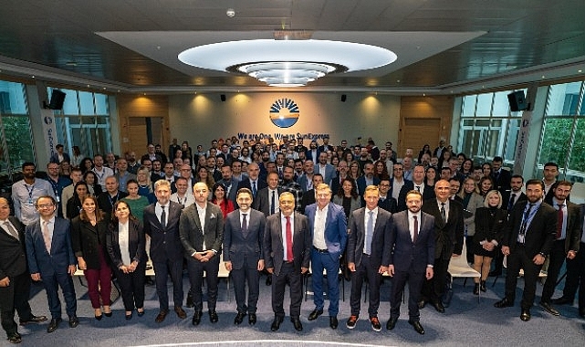 SunExpress Yönetim Kurulu Antalya'da bir araya geldi
