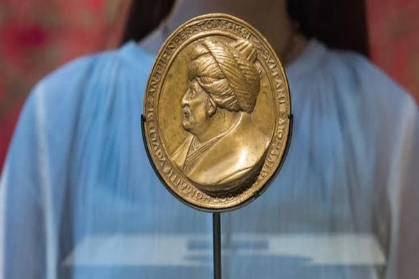 Fatih Sultan Mehmed’in madalyonu Türkiye