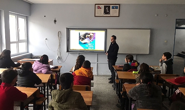 İzmir'de Ara Tatilde Okullar ″Kış Okulları″ ile Hayat Buldu