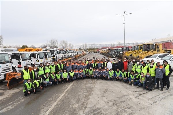 Büyükşehir, karla mücadele için teyakkuzda