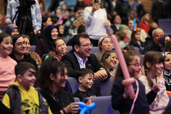 İmamoğlu: “Çocukların mutlu olduğu ülkeler de mutlu olur”