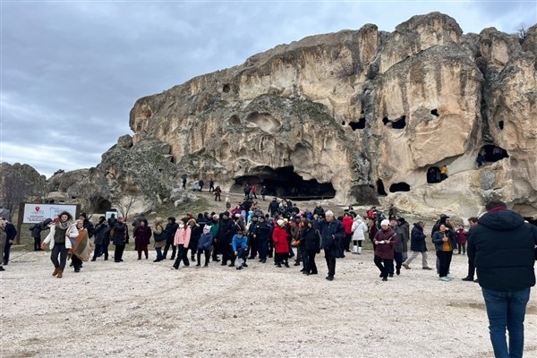 Karavan tutkunları Afyonkarahisar turu yaptı