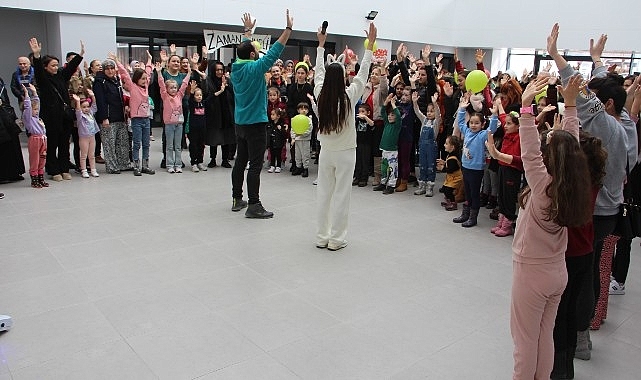 Çocuklar, Mutlu Çocuk Saatleri'nde gönüllerince eğlendi
