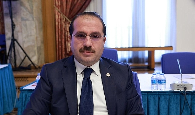 AK Parti İzmir Milletvekili Yaşar Kırkpınar Soyer'in tarımsal yatırım yok açıklamasına tepki gösterdi