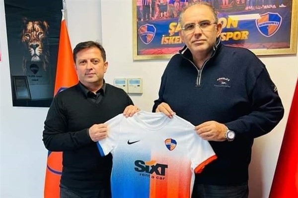 İskenderunspor Teknik Direktörü Yiğit, görevinden istifa etti