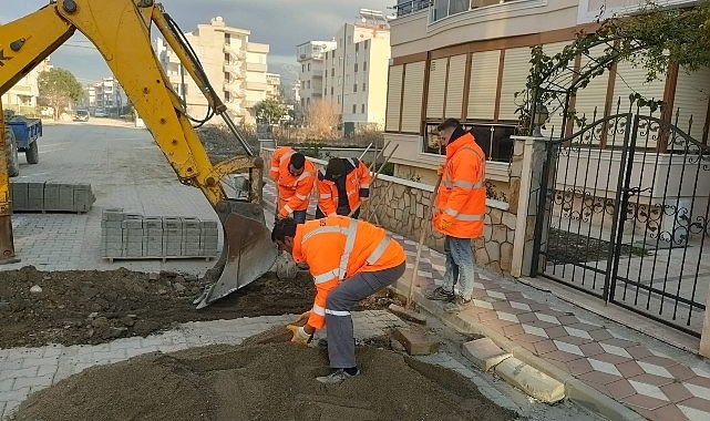 Doğalgaz Çalışmasında Bozulan Yollar Yenileniyor