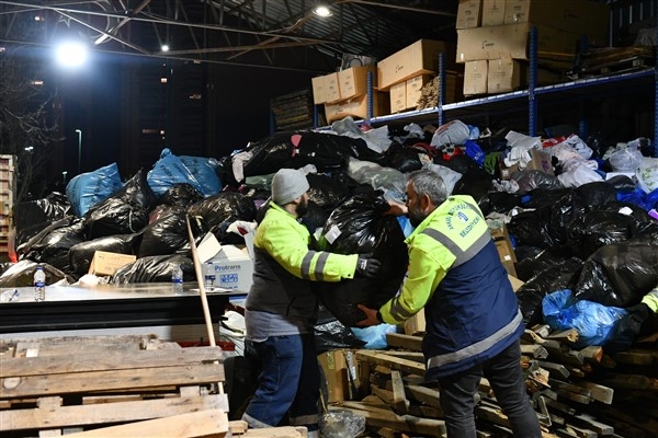 Ankara İtfaiyesi Kahramanmaraş’ta çalışmalarını sürdürüyor