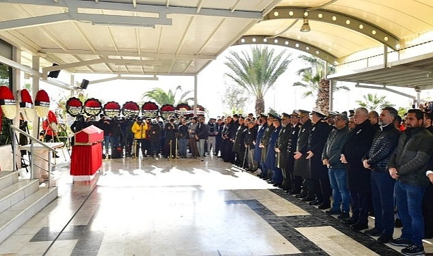 Deprem şehidi Eren Taşkın İzmir'de toprağa verildi