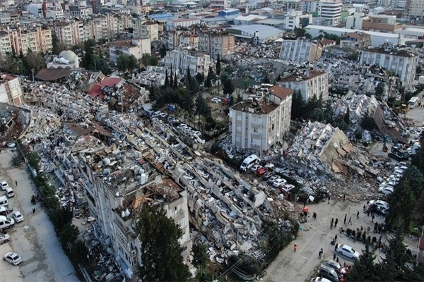 ″Deprem tüm insanlığı sarsmışken ABD yaptırım inadından vazgeçmeli″