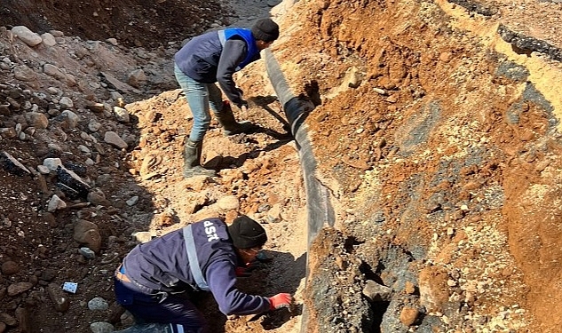 Hatay'da şebeke arızaları onarılıyor