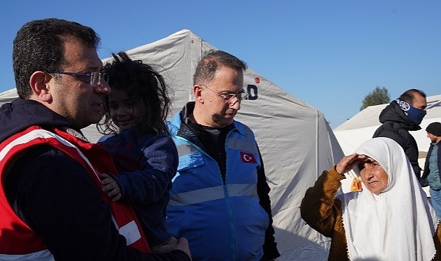 Beylikdüzü Belediyes Başkanı Çalık Deprem Bölgesinde