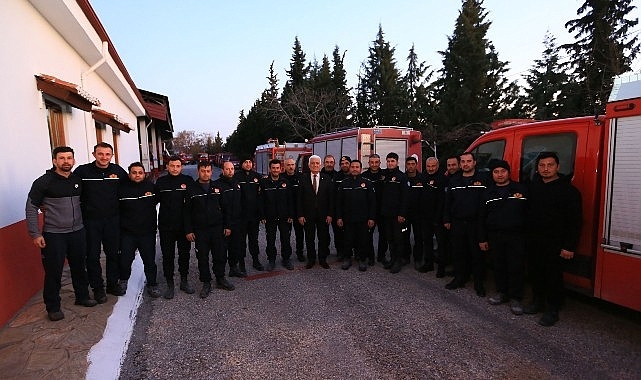 Deprem Kahramanları Anlattı;  İlhan, “Cehennem Çukurundan Bir Hayatı Kurtarmanın Mutluluğu Anlatılamaz"