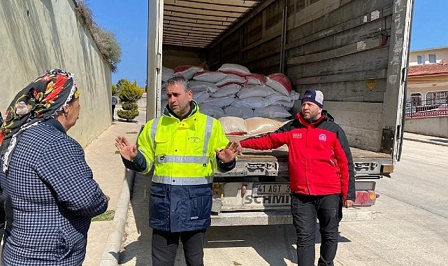 Başkan Turan Hatay Defne'de koordinasyon görevinde